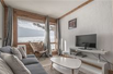 SKI IN-OUT APARTMENT IN QUIET BUILDING