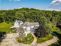 AWARD WINNING CAMEO ROSE BED AND BREAKFAST