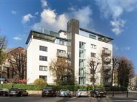 LOVELY TWO BEDROOM FLAT ON FIRST FLOOR WITH WEST FACING BALCONY