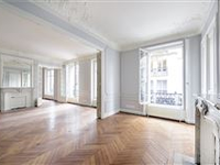 MAGNIFICENT APARTMENT IN THE 7TH DISTRICT