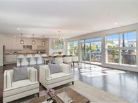STUNNING NEW CONSTRUCTION KINGSLEY CONDO