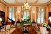 EXQUISITE APARTMENT IN PRESTIGIOUS BUILDING