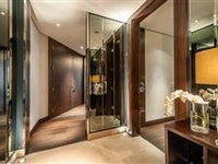 THE ULTIMATE LONDON PIED-A-TERRE