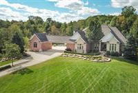 EXQUISITE FIVE-BEDROOM HOME