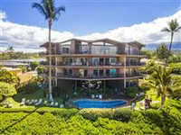 CHARMING GROUND FLOOR UNIT WITH OCEAN AND GARDEN VIEWS