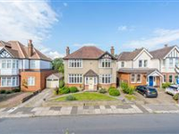 DESIRABLE DETACHED FAMILY HOME IN ST. ALBANS