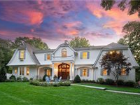 LOVINGLY MAINTAINED AND UPGRADED COLONIAL