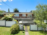 GORGEOUS 1960S FAMILY HOME