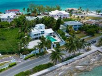 EXQUISITE HOME WITH PANORAMIC OCEAN VIEWS