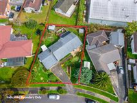 INCREDIBLE FAMILY HOME WITH DEVELOPMENT POTENTIAL