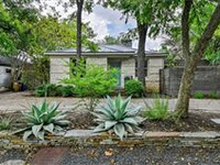 UNIQUE AND CHARMING HOME IN DOWNTOWN AUSTIN