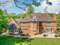 IMPRESSIVE AND IMPOSING BRICK HOME IN ALTON