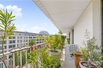 THIS SPACIOUS AND BRIGHT APARTMENT OFFERS A LOVELY SOUTH-WEST CONTINUOUS BALCONY