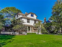BEAUTIFUL HOME NESTLED INTO RIVER FOREST'S ESTATE DISTRICT