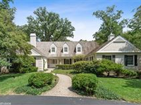 CLASSIC CAPE COD HOME ON PRIVATE LOT IN LAKE FOREST