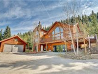 SPACIOUS HOME ON A PRIVATE ACRE