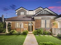 TIMELESS SPLENDOUR IN A PENINSULA ADDRESS