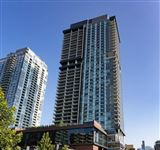LUXURY HIGH RISE SUITE IN INCREDIBLE OLD TOWN LOCATION