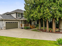 BEAUTIFUL CUSTOM BUILT HOME
