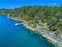 WATERFRONT SANCTUARY ON STUART ISLAND