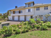FIVE TITLE DEEDS - CHARACTER FILLED JEWELRY BOX IN HERMANUS