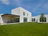 LUXURY AND PRIVACY