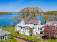 BEAUITUFL WATERFRONT PROPERTY