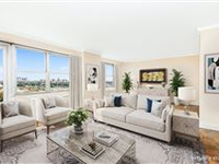 A GRAND RESIDENCE THAT HAS IT ALL