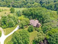 PRVATE, SECLUDED ACREAGE IN OVERLAND PARK