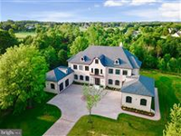 SOPHISTICATED FRENCH CHATEAU WITH CONTEMPORARY FEEL
