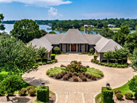 150 FEET ON BAYOU TEXAR WITH GULF OF MEXICO ACCESS