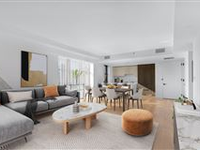 SWEEPING PENTHOUSE RESIDENCE