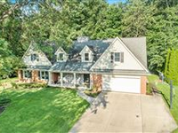 BEAUTIFUL AND EXPANSIVE FIVE BEDROOM CAPE COD