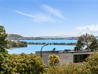 STUNNING RESIDENCE IN PRESTIGIOUS ARNEY CRESCENT LOCATION