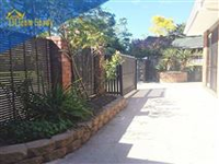 CLASSIC BRICK AND TILE FAMILY HOME