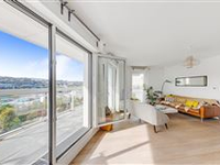 APARTMENT FACING SAINT-CLOUD PARK