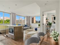 HOME FLOATING ABOVE MORNINGSIDE PARK