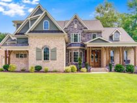 CAPTIVATING HOME IN FANTASTIC NEIGHBORHOOD IN OAK RIDGE