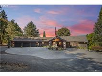 ELEGANT LUXURY HOME ON THE COWEEMAN RIVER