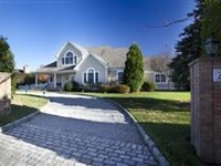 NEWLY FURNISHED TRADITIONAL HOME IN WATER MILL