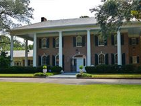 COMPLETELY RENOVATED NEOCLASSICAL COUNTRY ESTATE