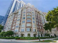 FABULOUS APARTMENT OFFERS SWEEPING LAKE VIEWS