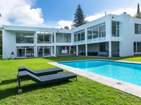CONTEMPORARY MASTERPIECE SHOWCASING MAGNIFICENT VIEWS
