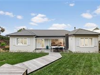 STUNNING FULLY RENOVATED 1940S BUNGALOW