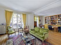 ELEGANT APARTMENT NEAR BON MARCHé