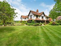 BRACKENWOOD - EDWARDIAN FAMILY HOME