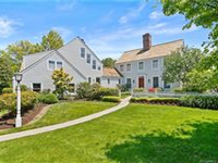 SENSATIONAL DIRECT WATERFRONT HOME