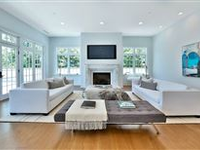 LUXURIOUS CONDO