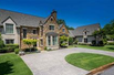 SOPHISTICATED LIVING