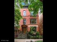 MASTERFULLY RENOVATED HOME IN PRIME EAST LINCOLN PARK